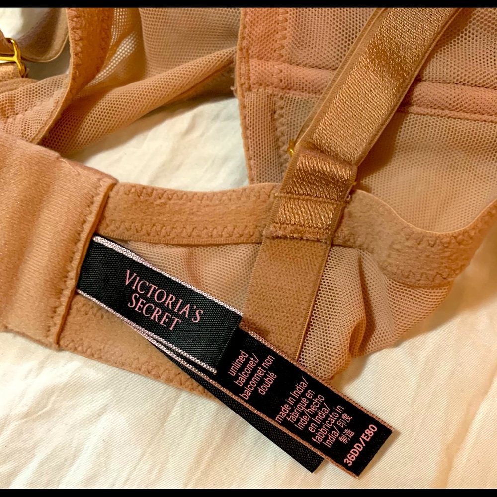 Victoria’s Secret bra